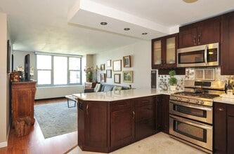 400 E Randolph St, Unit 2616 in Chicago, IL - Foto de edificio - Building Photo