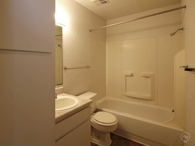 Arbor Square Apartments