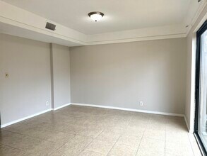 6567 Poplar Woods Cir S in Germantown, TN - Building Photo - Building Photo