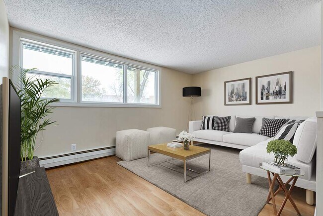 Sherbrooke House in Yorkton, SK - Building Photo - Building Photo