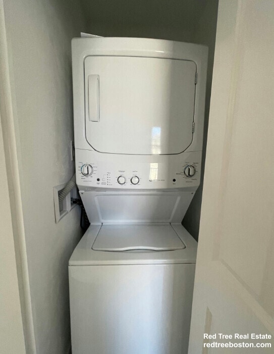 81 Park Dr, Unit 15 in Boston, MA - Building Photo - Building Photo