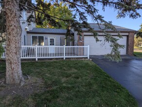 7708 157th St W in Apple Valley, MN - Building Photo - Building Photo