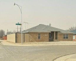 416 Prentiss Ave in Lubbock, TX - Building Photo