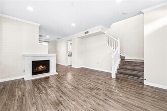 7079 Depoe Ct in Huntington Beach, CA - Building Photo - Building Photo