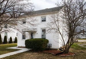 51 Sycamore St in Tiffin, OH - Building Photo