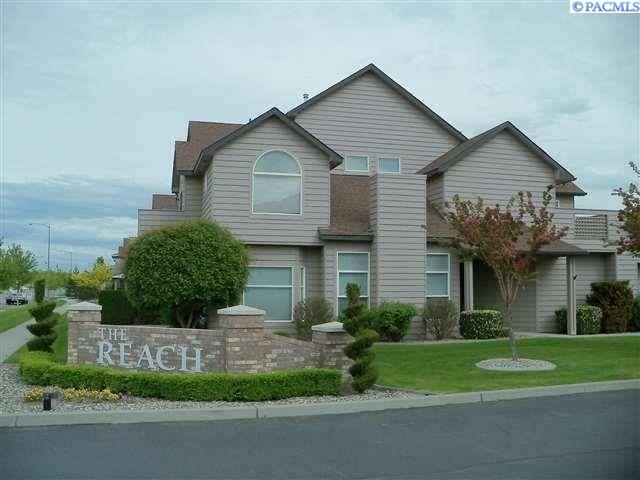 431 Columbia Point Dr in Richland, WA - Building Photo