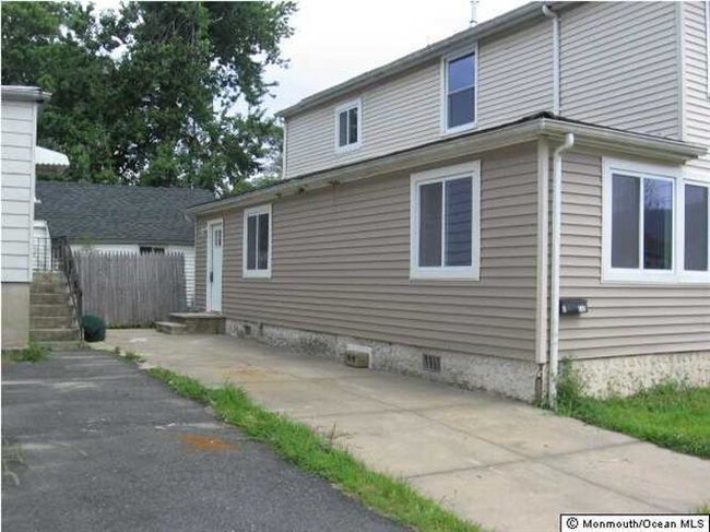 143 Center Ave in Keansburg, NJ - Building Photo - Building Photo