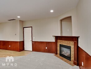 22727 9th Ave SE in Bothell, WA - Building Photo - Building Photo