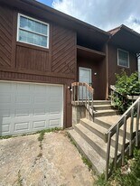 3563 SW Kiowa St in Topeka, KS - Building Photo