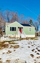 1103 Forest Hills Ave in Charlottesville, VA - Building Photo