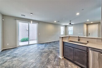 3158 Teaderman Walk in Henderson, NV - Building Photo - Building Photo
