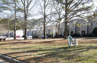 Singletree Townhomes in Raleigh, NC - Building Photo - Building Photo