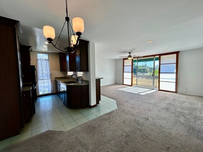 6455 La Jolla Blvd in San Diego, CA - Building Photo - Building Photo