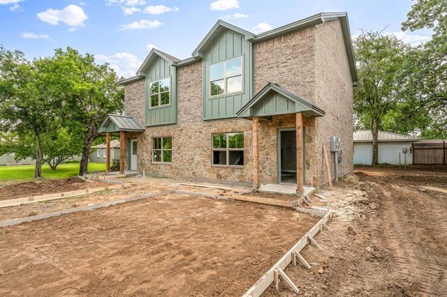 932 W Shirley St in Stephenville, TX - Building Photo - Building Photo