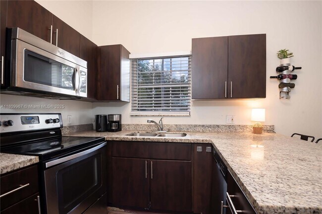 3356 Bird Ave in Miami, FL - Building Photo - Building Photo