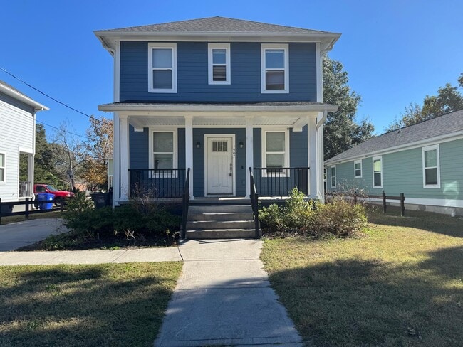 property at 1907 Grayson St