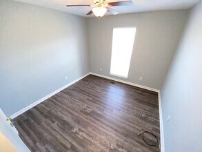 1320 Stroud Dr in Lebanon, TN - Building Photo - Building Photo