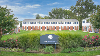 Elk Meadows in Elkton, MD - Foto de edificio - Building Photo