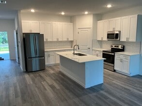 1306 Saxony Cir in Punta Gorda, FL - Building Photo - Building Photo