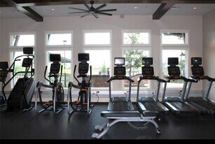 5141 Maroon Creek Dr in Bryan, TX - Building Photo