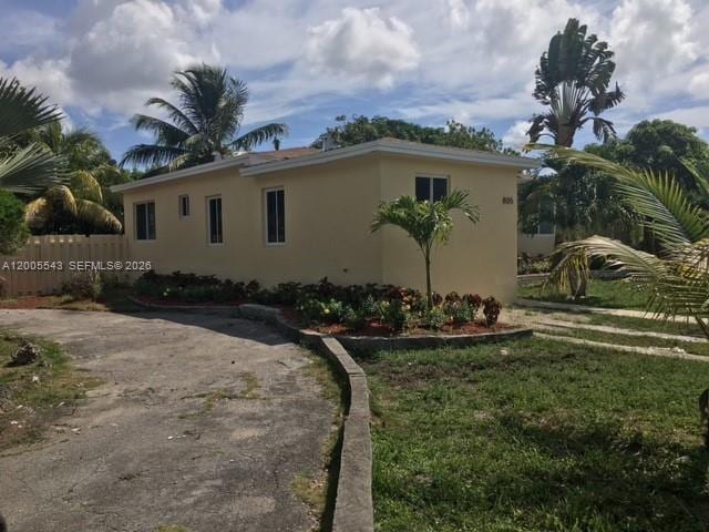 805 NE 138th St in North Miami, FL - Building Photo - Building Photo
