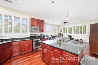 1952 N Honore St in Chicago, IL - Building Photo - Building Photo