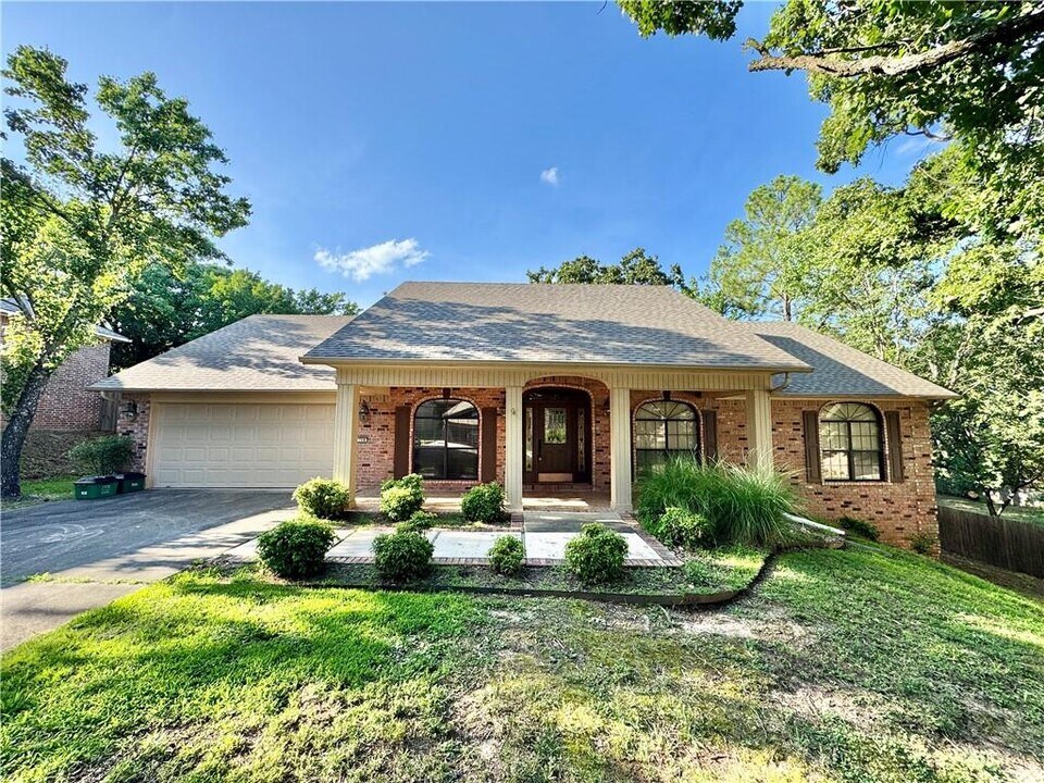 768 E Birwin St in Fayetteville, AR - Foto de edificio