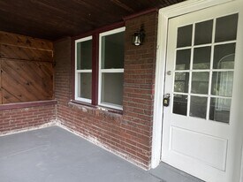 1401 N Gladstone Ave in Indianapolis, IN - Building Photo