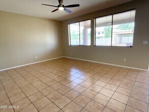 7324 W Forest Grove Ave in Phoenix, AZ - Building Photo - Building Photo