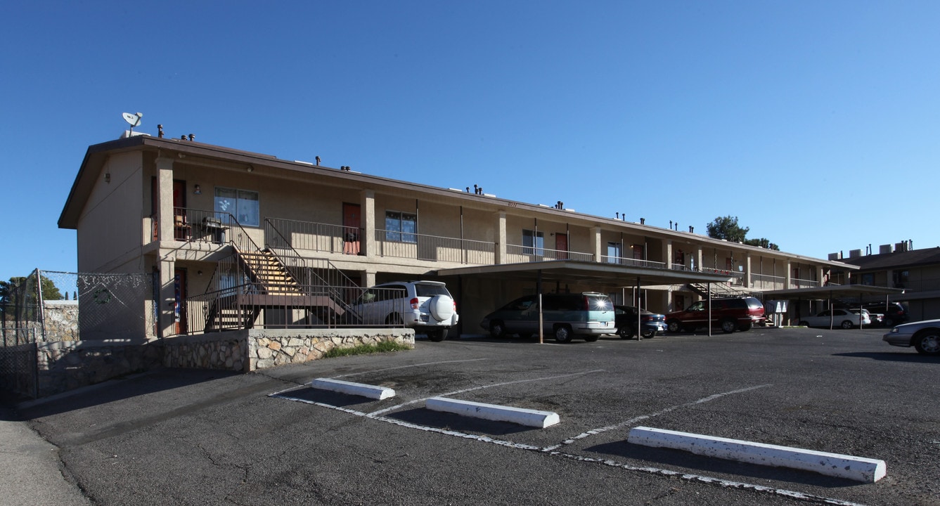 Vista Del Sol Apartments in El Paso, TX - Foto de edificio