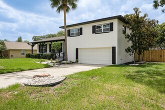 718 Mendoza Dr in Orlando, FL - Building Photo - Building Photo