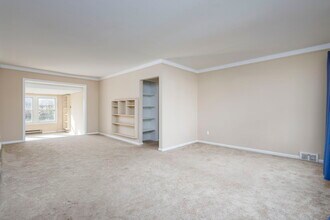 8620 Milan-Oakville Rd in Milan, MI - Building Photo - Building Photo