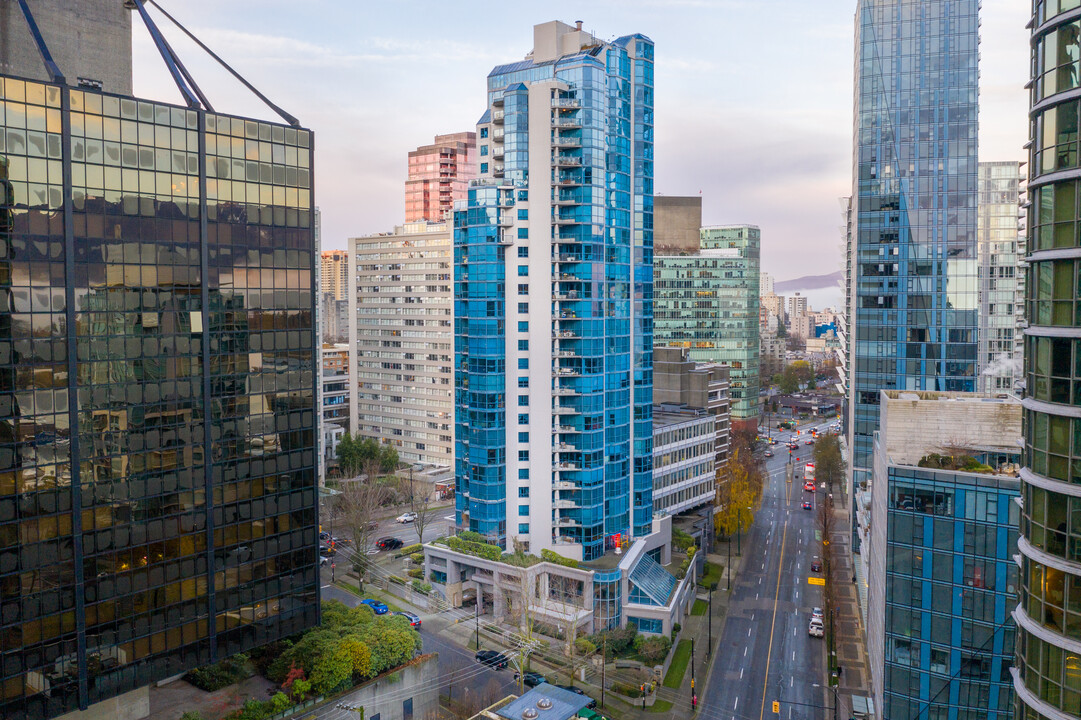 Palais Georgia in Vancouver, BC - Building Photo