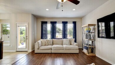 26207 Lost Creek Way in Boerne, TX - Building Photo - Building Photo