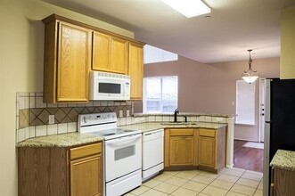 4569 Woodsboro Ln in Plano, TX - Building Photo - Building Photo