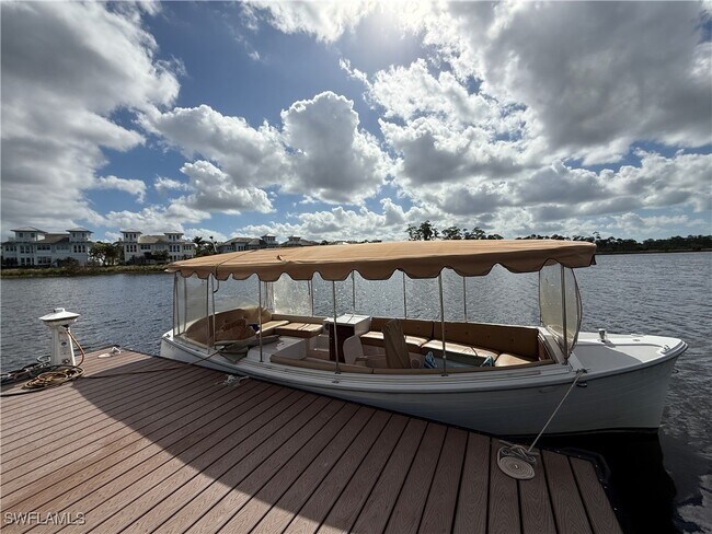 property at 7255 Saona CT