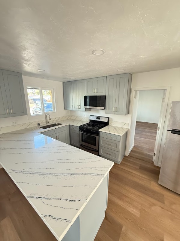 property at 8927 Delrose Ave