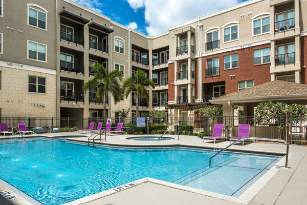 Varela Westshore Apartments