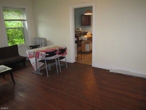 108 Winthrop Rd-Unit -Apt 1 in Brookline, MA - Building Photo - Building Photo