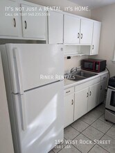 159 W Rock St in Harrisonburg, VA - Building Photo - Building Photo