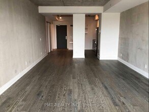 608-608 Richmond St W in Toronto, ON - Building Photo - Building Photo