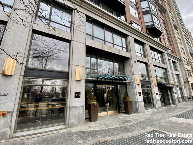 16 Tremont St, Unit 7054 in Boston, MA - Foto de edificio - Building Photo