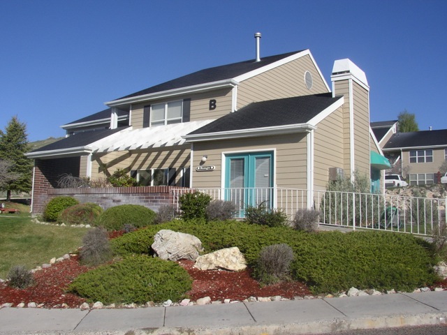 Parkway Apartments - Elko in Elko, NV - Building Photo - Building Photo