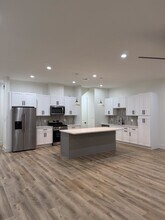 9005 Comal St in Houston, TX - Building Photo - Building Photo