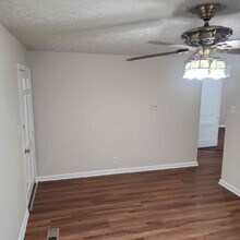 1018 Navaho Pl in Louisville, KY - Building Photo - Building Photo