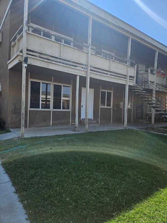 property at 734 Illinois Ave