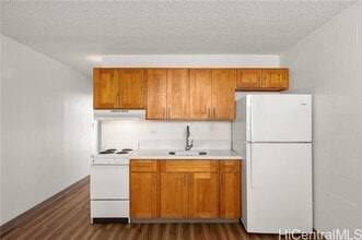 2122 Lime St in Honolulu, HI - Building Photo - Building Photo