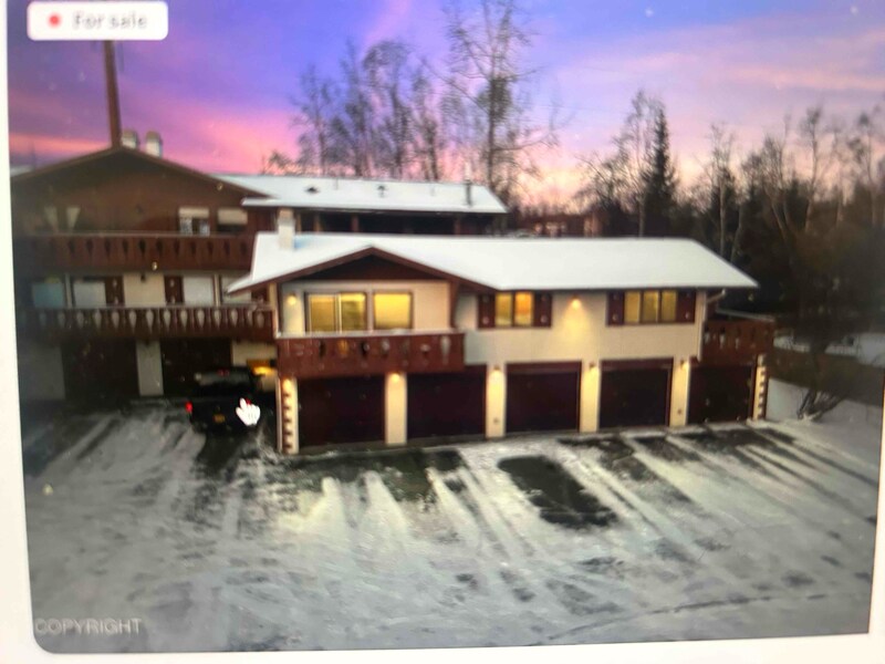4839 Bryn Mawr Ct in Anchorage, AK - Building Photo