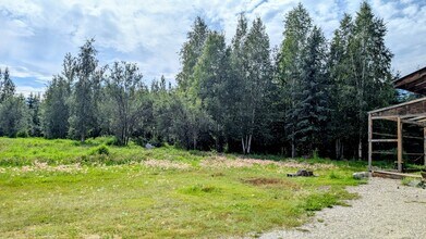 3451 Sharon Rd in North Pole, AK - Building Photo - Building Photo