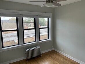 4547 N Leavitt St in Chicago, IL - Building Photo - Building Photo